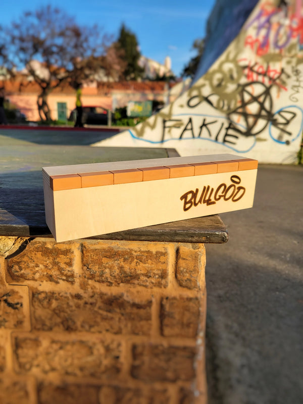 BULLGOD Fingerboard Brick Ledge