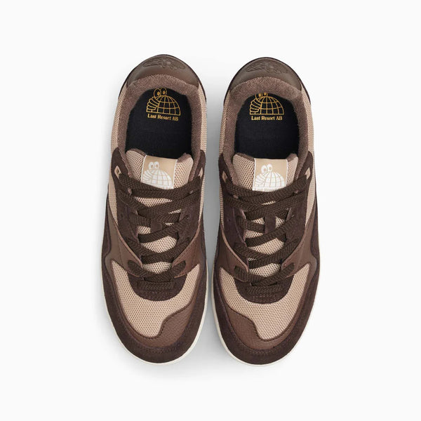 LAST RESORT AB CM002 Lo Pine Cone/White
