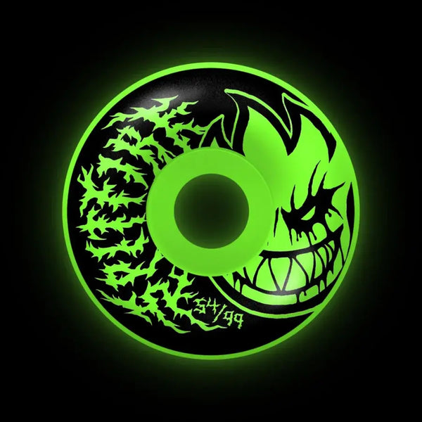 Spitfire Gördeszka Kerék Formula Four Deathmask RADIAL FULL 99D Glow In The Dark; 54 MM