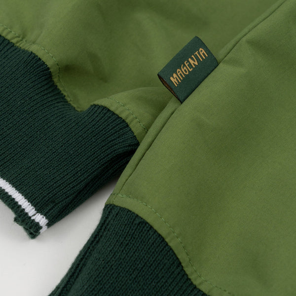 MAGENTA Trés Tech V Neck Forrest Green