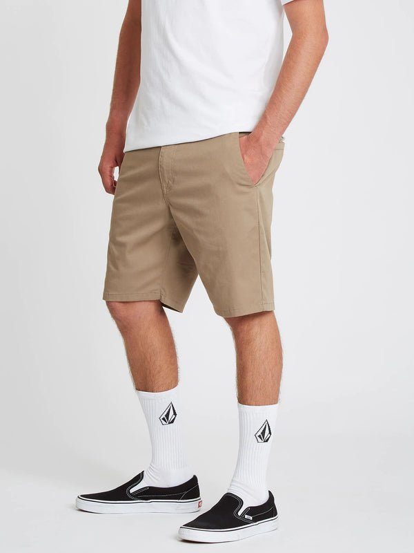 VOLCOM FRICKIN MODERN STRETCH SHORT 19" KHAKI; 32