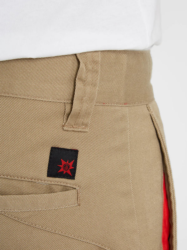 VOLCOM LOOSE TRUCKS CHINO PANT KHAKI2